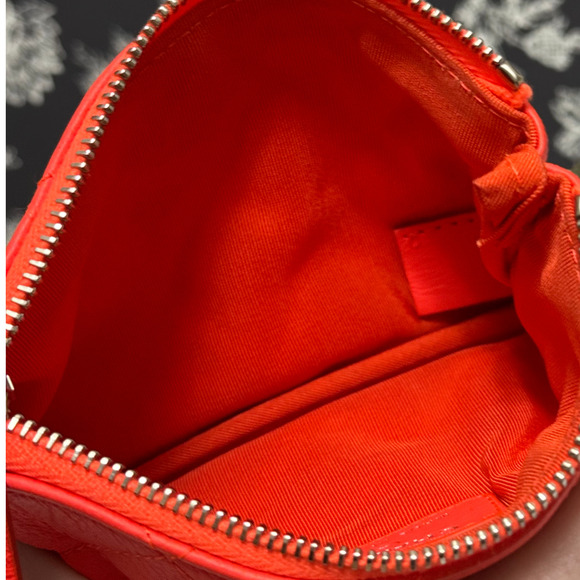 Chanel 2.55 Reissue Quilted Cosmetic Pouch Goatskin Orange O-Case - Picture 5 of 9